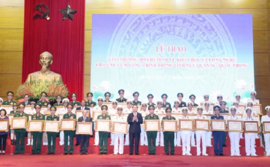 Trao Giải thưởng Hồ Chí Minh cho hai cụm công trình quân sự xuất sắc