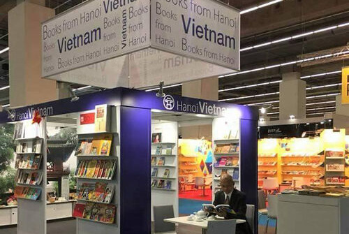 Không gian sách và văn hóa Hà Nội giữa lòng Hội chợ sách quốc tế Frankfurt 2017