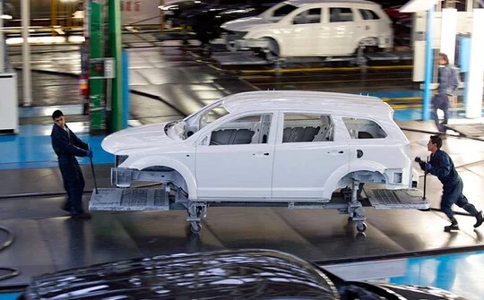 Xe Nhật, xe Đức hưởng thuế 0%: Ô tô hạng sang giảm giá mạnh