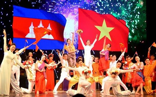 Kỷ niệm trọng thể 50 năm quan hệ ngoại giao Việt Nam-Campuchia