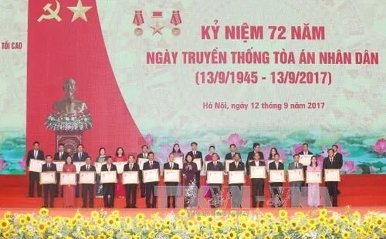 Tòa án nhân dân thành phố vinh: Những hoạt động thiết thực chào mừng 72 năm ngày truyền thống của ngành