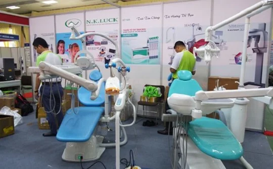 Đẩy mạnh xã hội hóa đầu tư y tế
