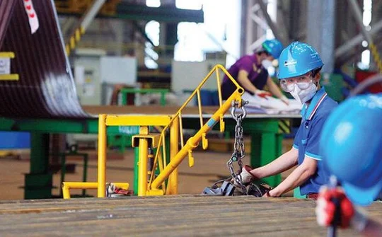 Doanh nghiệp rót gần 1,2 triệu tỷ đồng vào nền kinh tế