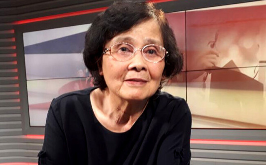 Hoàng Xuân Sính, nữ giáo sư toán học đầu tiên