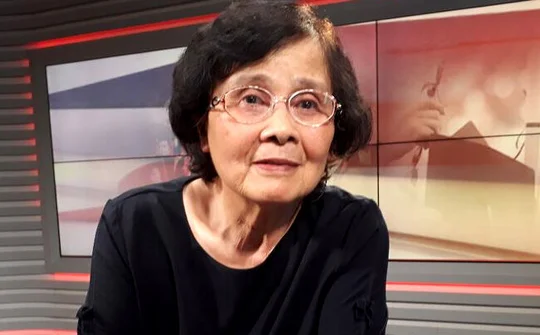 Hoàng Xuân Sính, nữ giáo sư toán học đầu tiên