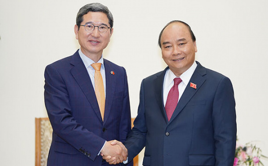 Phó Thủ tướng Trương Hòa Bình tiếp Chủ tịch Nhóm Nghị sĩ hữu nghị Hàn Quốc - Việt Nam