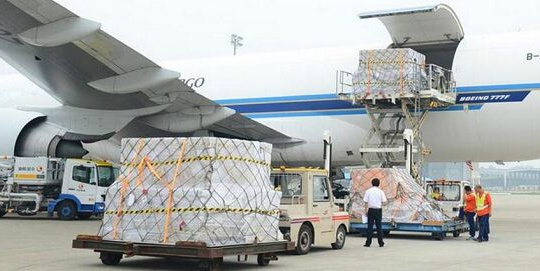 Miễn thuế hàng hóa nhập khẩu của 3 hãng hàng không