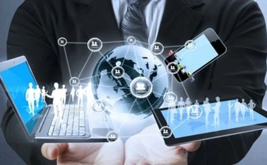 Có hay không cách mạng công nghiệp 4.0?