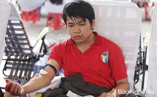 Chàng trai 9x giải thích về 36 lần hiến máu cứu người