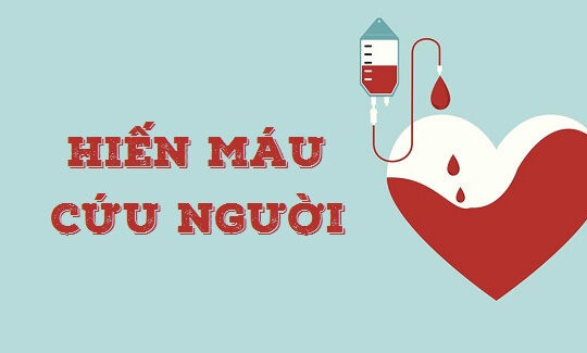 Cán bộ Hội chữ thập Đỏ say sưa với hoạt động hiến máu nhân đạo