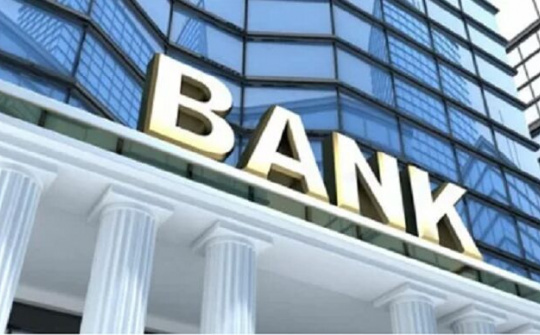 Ngân hàng đua nhau lên sàn