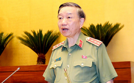 Bộ trưởng Công an: Bỏ sổ hộ khẩu, không bỏ quản lý