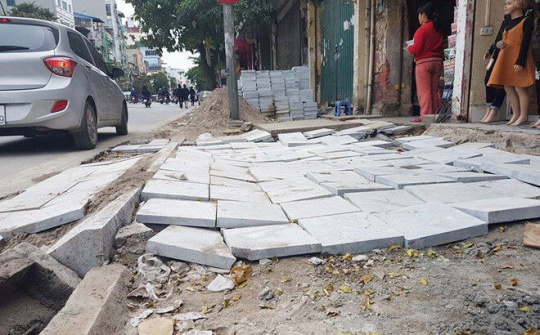 Vụ lát đá vỉa hè: Giám đốc dự án vẫn được thăng chức