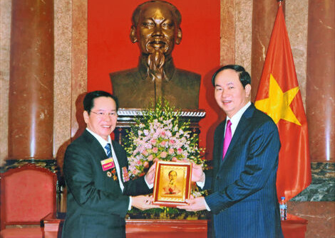 Người anh hùng của Việt Nam Hội nhập