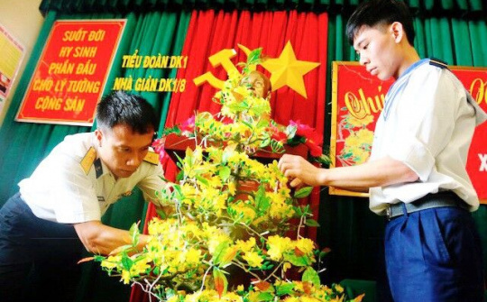 Người yêu biển là mùa xuân của đảo