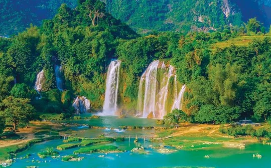 Cao Bằng nhận danh hiệu Công viên Địa chất Toàn cầu từ UNESCO