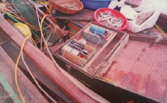 Xử lý nghiêm hành vi khai thác hải sản kiểu tận diệt