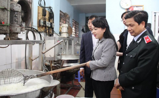 Công khai các cơ sở sản xuất, kinh doanh thực phẩm 'bẩn'