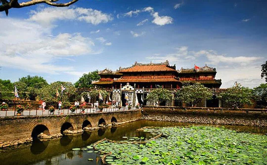 Phát triển du lịch dựa vào đặc thù địa phương