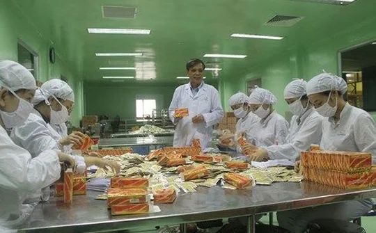 Hành trình xây dựng thương hiệu HADIPHAR của Thầy thuốc nhân dân Lê Hồng Phúc