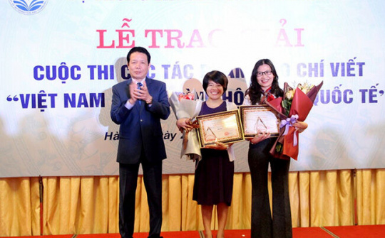 Tôn vinh 17 tác phẩm báo chí xuất sắc về chủ đề Việt Nam hội nhập