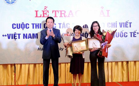 Tôn vinh 17 tác phẩm báo chí xuất sắc về chủ đề Việt Nam hội nhập
