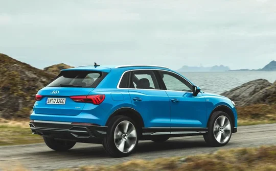 Audi tung ra mẫu SUV mới cạnh tranh với BMW X1