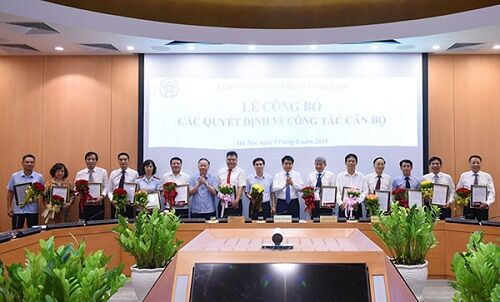 Hà Nội bổ nhiệm và bổ nhiệm lại 17 lãnh đạo Sở, ngành