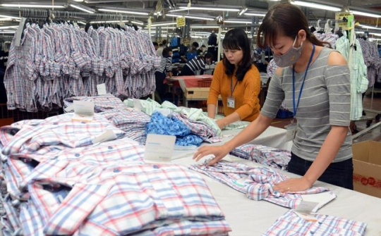 Chủ động ứng phó với cú sốc từ bên ngoài