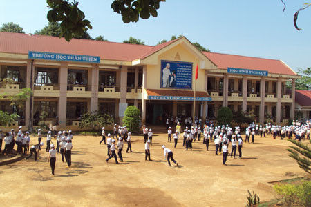 Giáo dục hỗ trợ đồng đẳng – Mô hình giáo dục tích cực