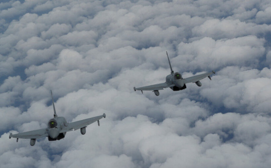 Nga nói gì về vụ Anh chặn 6 máy bay ném bom Su-24 trên Biển Đen?