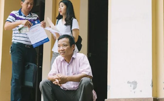 Bố mẹ những người hy sinh tất cả để nuôi ước mơ con trưởng thành