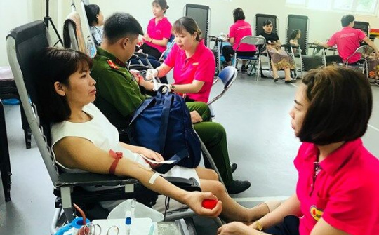 Quận Ba Đình: Hơn 500 công nhân viên chức lao động hiến máu tình nguyện