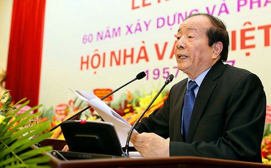 Để có nền văn nghệ chiếu sáng cuộc sống