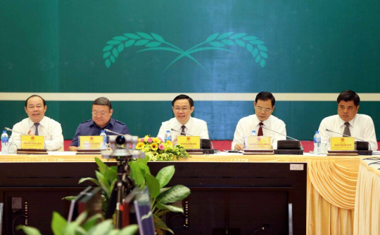 Phó Thủ tướng Vương Đình Huệ dự hội nghị về liên kết trong sản xuất nông nghiệp