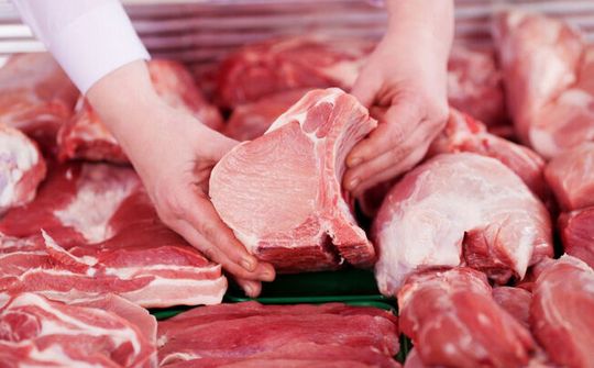 Việt Nam nhập khẩu hơn 1 triệu USD thịt heo