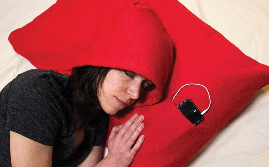3 chiếc gối độc đáo giúp bạn ngủ ngon ở bất cứ đâu