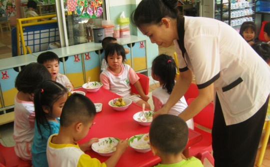 Cách tính giờ làm việc của giáo viên mầm non