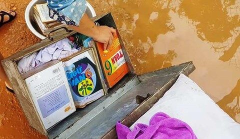 Lũ bùn sau bão, hàng ngàn học sinh ở Nghệ An không thể đến trường
