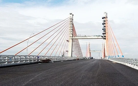 Cao tốc Hạ Long - Hải Phòng: Mất trộm hơn 100 tấm lưới chắn rác