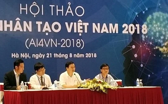 Scientists discuss AI development at Hanoi seminar