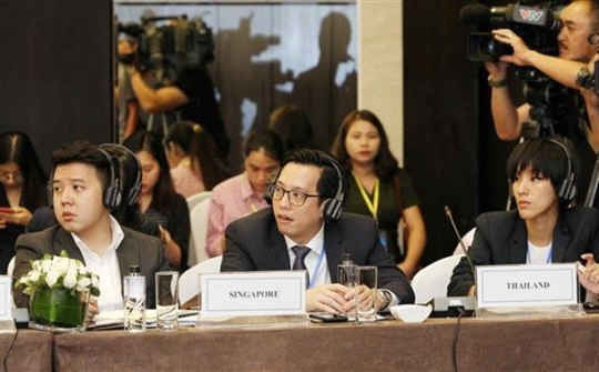 Foreign diplomats hail WEF ASEAN 2018 theme