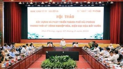 Seminar to discuss building and developing Hai Phong city