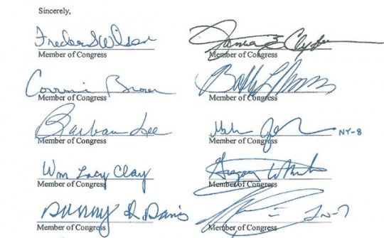 Chữ ký không thống nhất, hồ sơ có được chấp nhận?