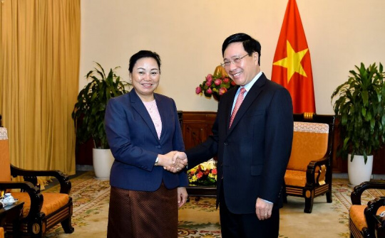 Phó Thủ tướng, Bộ trưởng Ngoại giao Phạm Bình Minh tiếp Thứ trưởng Ngoại giao Lào