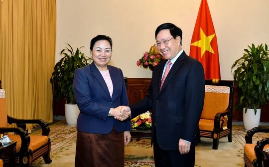 Phó Thủ tướng, Bộ trưởng Ngoại giao Phạm Bình Minh tiếp Thứ trưởng Ngoại giao Lào