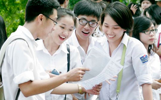 Lớp chọn và ‘cuộc đua’ không hồi kết