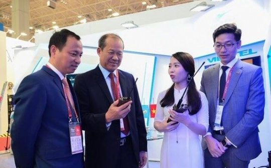 Đoàn đại biểu cấp cao Bộ Quốc phòng tham dự Diễn đàn Kỹ thuật quân sự quốc tế Army