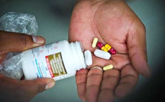 Mở rộng chi trả thuốc kháng HIV từ nguồn Quỹ Bảo hiểm y tế