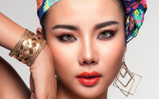 Lại Thanh Hương: con đường sự nghiệp đầy truân chuyên